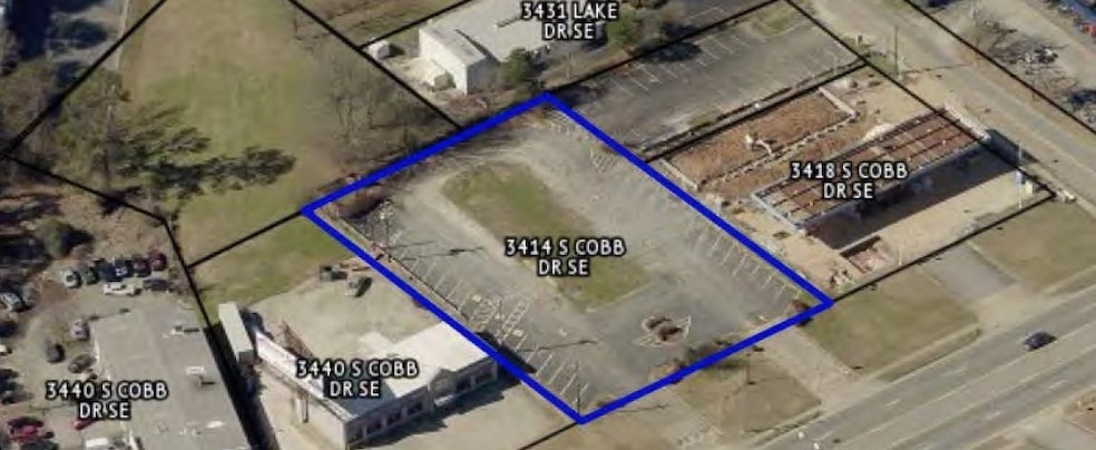 3414 S Cobb Dr SE, Smyrna, GA 30080 - photo 1