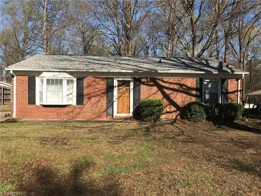 2606 Allen Jay Rd, High Point, NC 27263 - photo 1