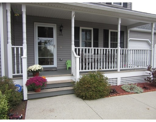 591 Rollstone Rd, Fitchburg, MA 01420 - photo 1
