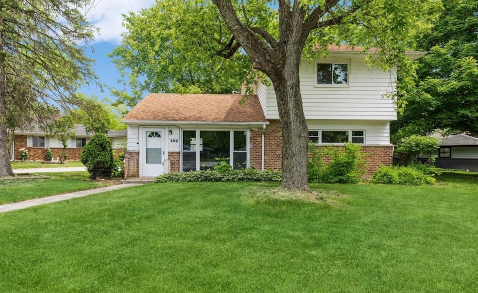 353 Suwanee St, Park Forest, IL 60466 - photo 1