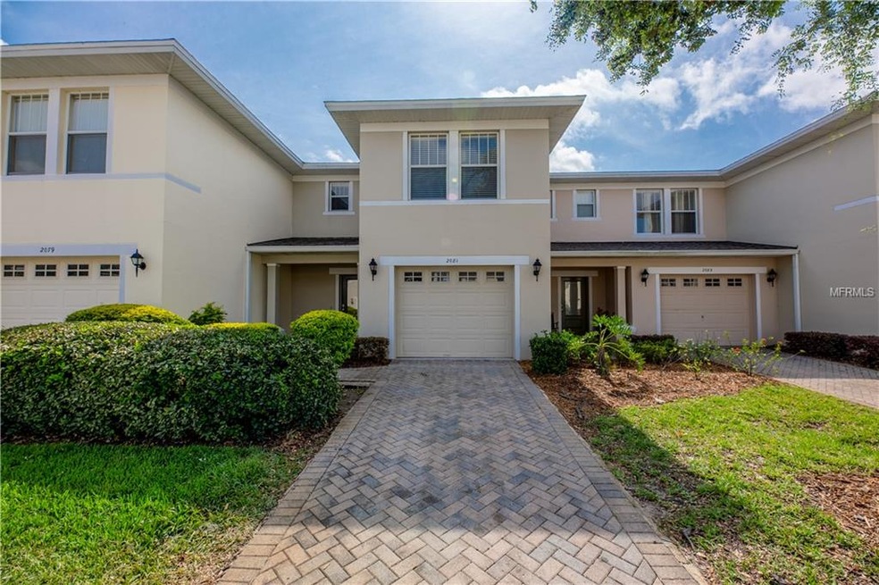 Beautiful 1800+ sf 1 car garage townhouse with pav