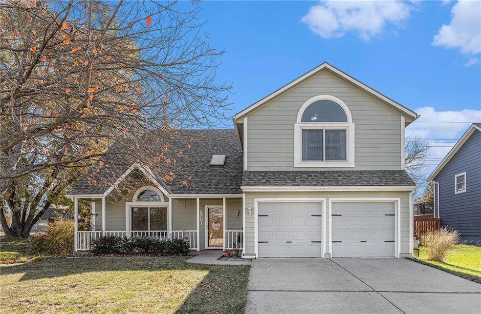6301 W 158th Place, Overland Park, KS 66223 - photo 1