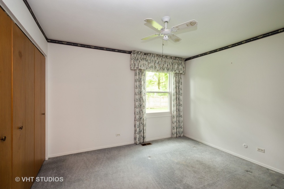 4 Pepperell on Asbury, Rolling Meadows, IL 60008 - photo 1