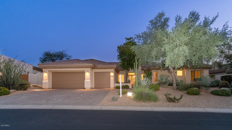 6461 E Crested Sagurao Ln-4
