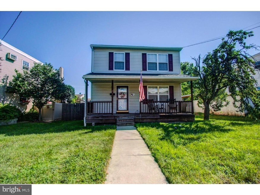 413 W 6th St, Lansdale, PA 19446 - photo 1