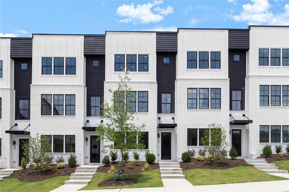 For Sale $834,990 • Co-Listing Agent