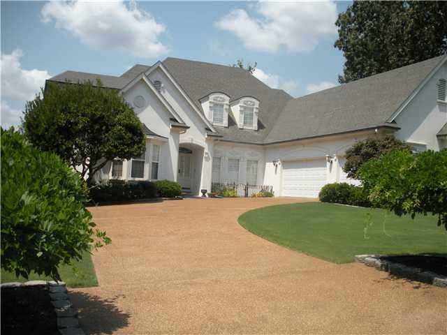 8902 FOREST RIDGE CV
