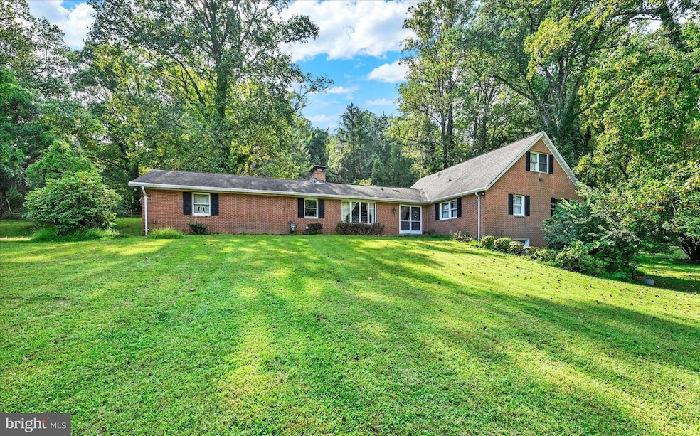 4302 Manorwood Dr, Glen Arm, MD 21057 - photo 1