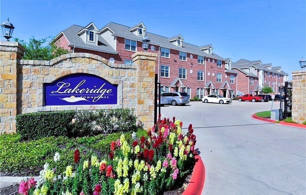 1198 Jones Butler Rd unit 3105, College Station, TX 77840 - photo 1