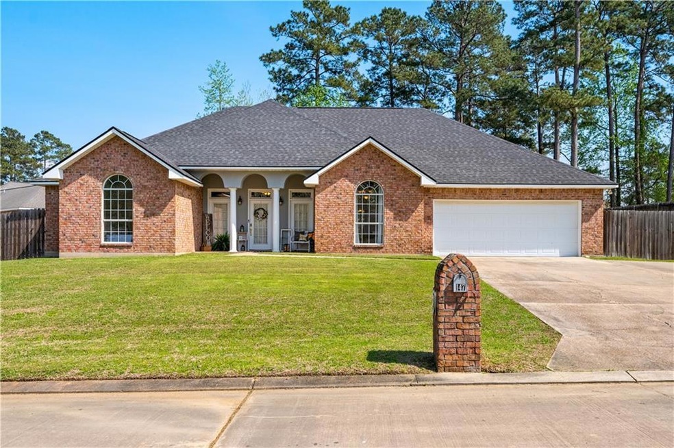 147 Pinewood Ave, Pineville, LA 71360 - photo 1