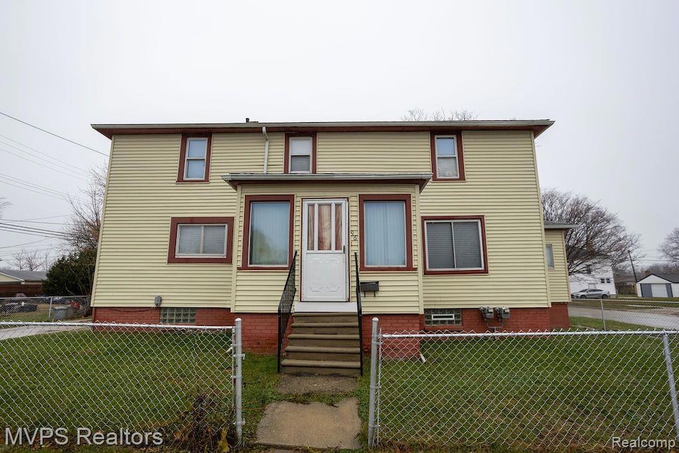 For Rent $1,100/month