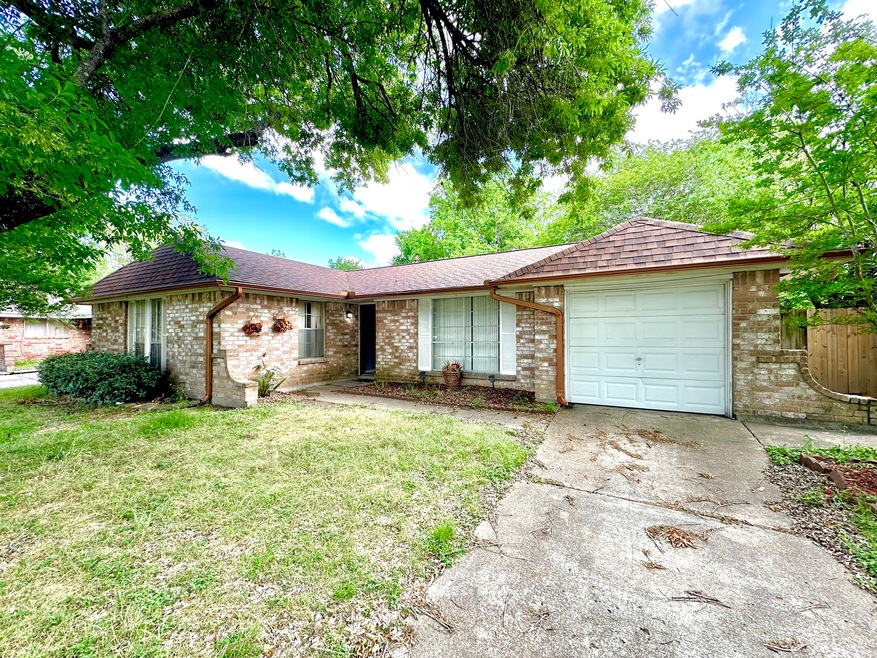 7607 Battleoak Dr, Houston, TX 77040 - photo 1