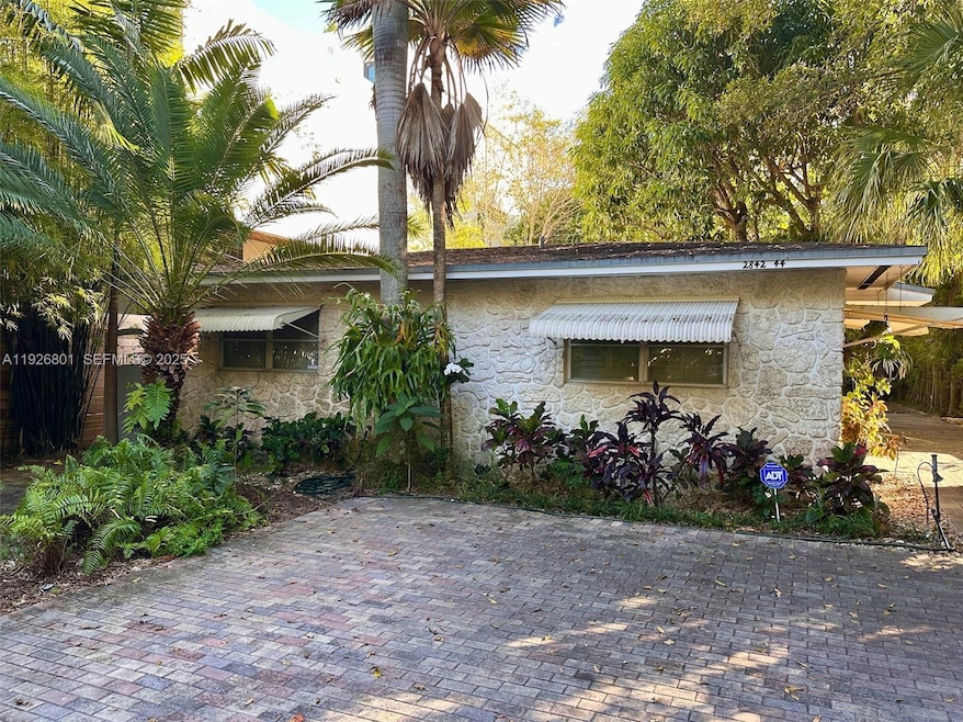 2842 Coconut Ave unit B, Miami, FL 33133 - photo 1