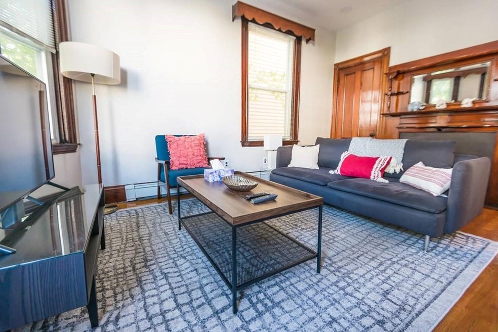 31 Tremont St unit 2, Cambridge, MA 02139 - photo 1