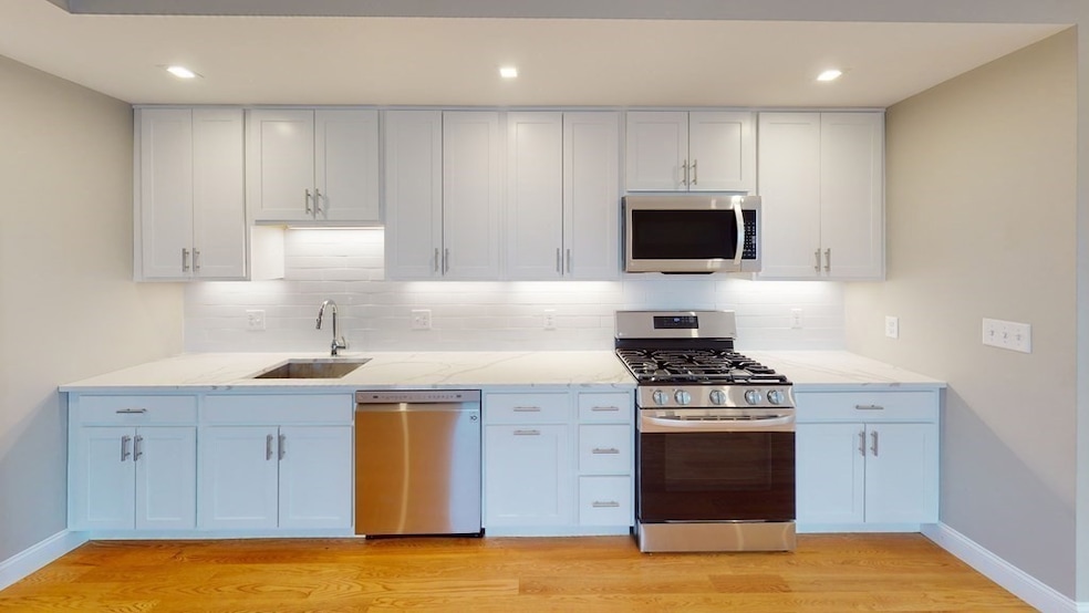 329 Shirley St unit B, Winthrop, MA 02152 - photo 1