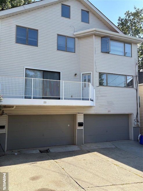 233 Myrtle Ave unit A, Fort Lee, NJ 07024 - photo 1