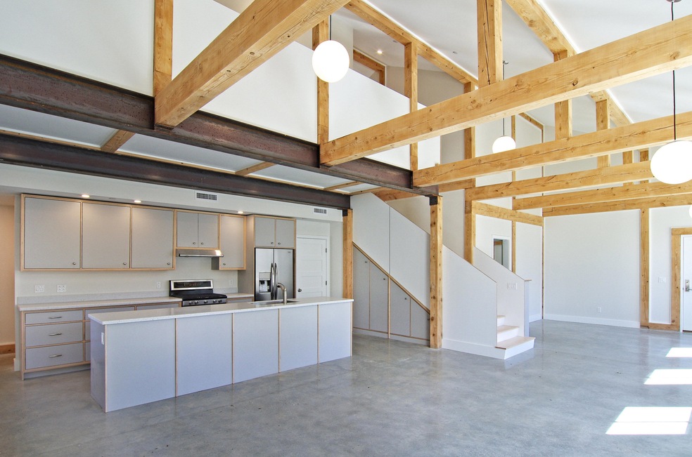 10 Peter Robin Way9