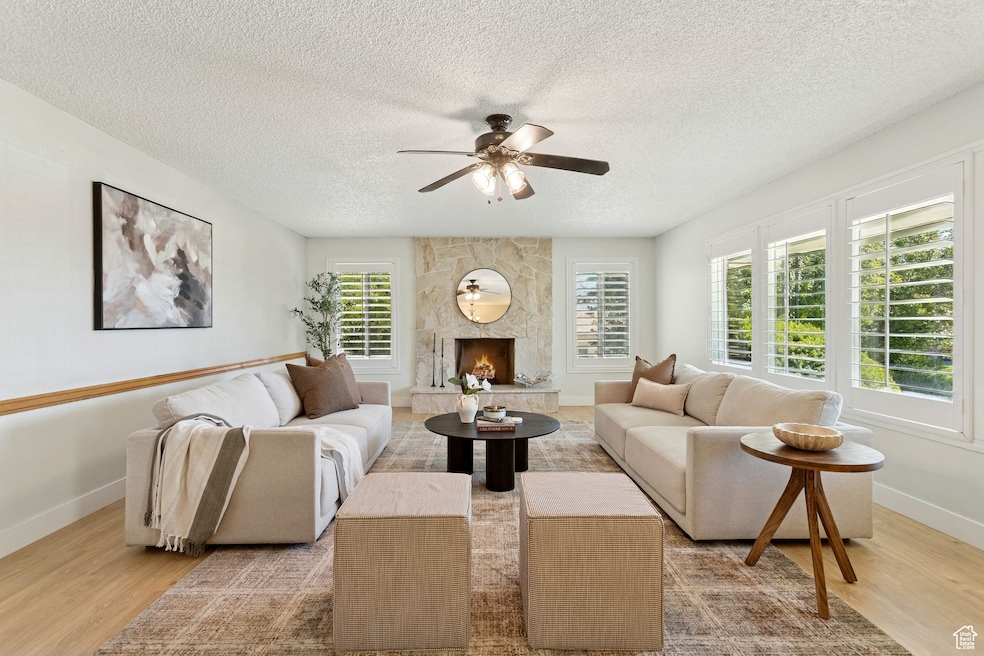 2866 W 10755 S, South Jordan, UT 84095 - photo 1