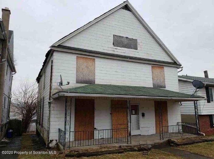 712 N Bromley Ave, Scranton, PA 18504 - photo 1