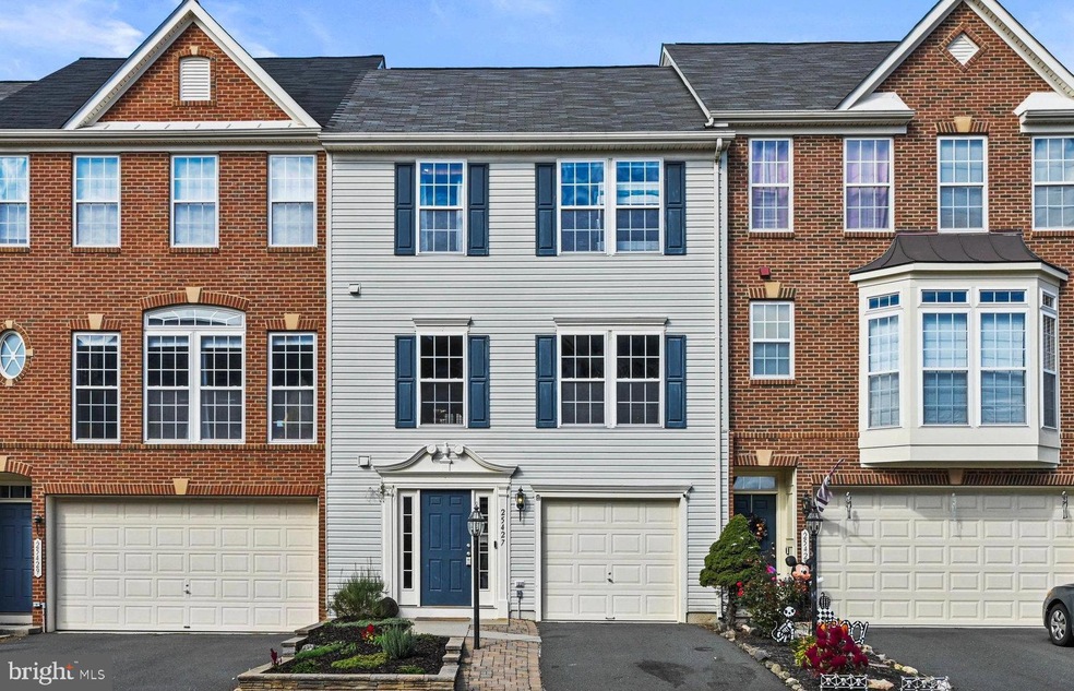 25427 Elm Terrace, Aldie, VA 20105 - photo 1