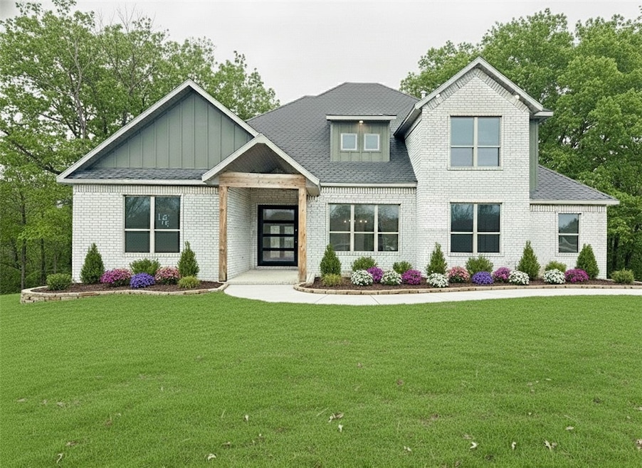 550 Shooting Star Ln, Lowell, AR 72745 - photo 1