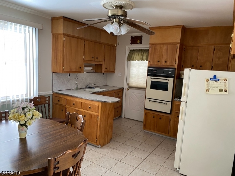 166 Bogert St unit J, Totowa, NJ 07512 - photo 1