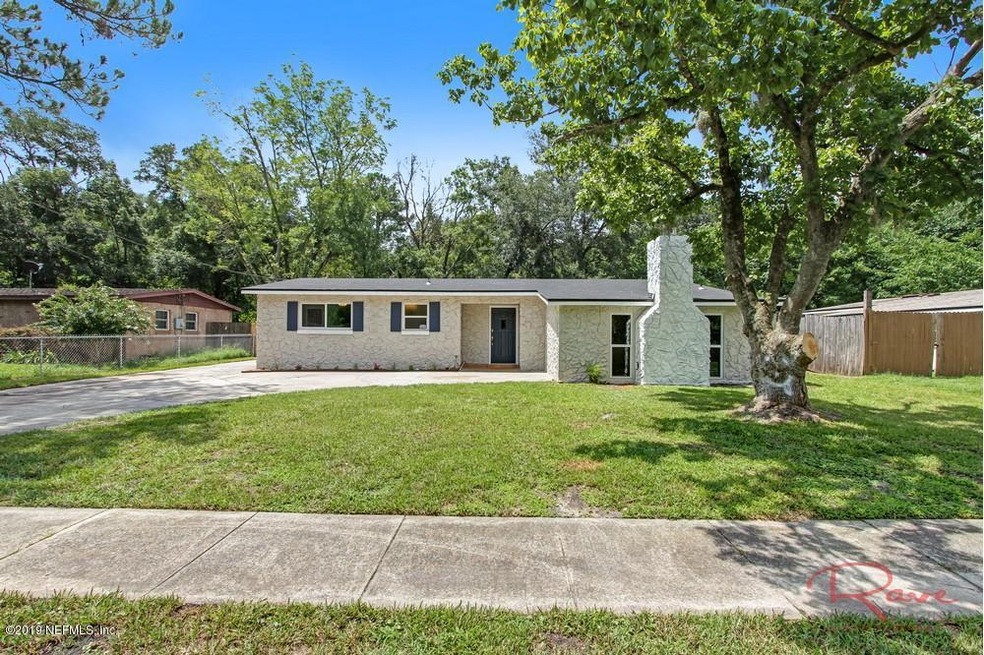 6652 Burpee Dr S, Jacksonville, FL 32210 - photo 1