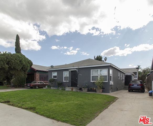 4534 St Charles Place, Los Angeles, CA 90019 - photo 1