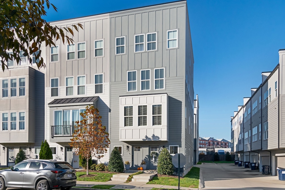 2000 Edison Park Ln, Nashville, TN 37209 - photo 1