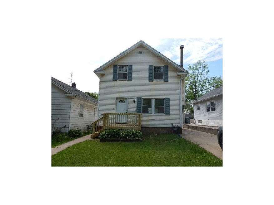 1105 A Ave NW, Cedar Rapids, IA 52405 - photo 1