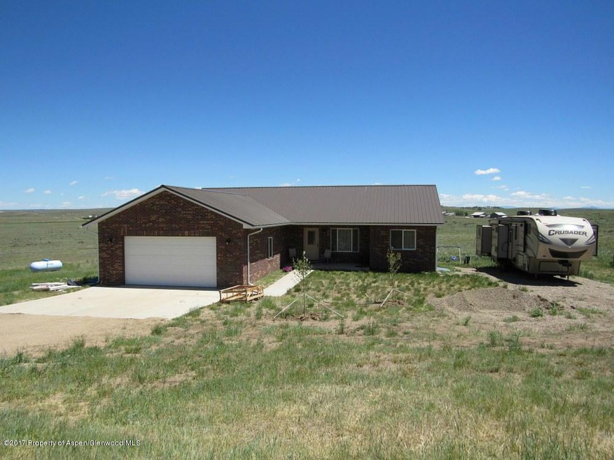 408 Pronghorn Rd, Craig, CO 81625 - photo 1