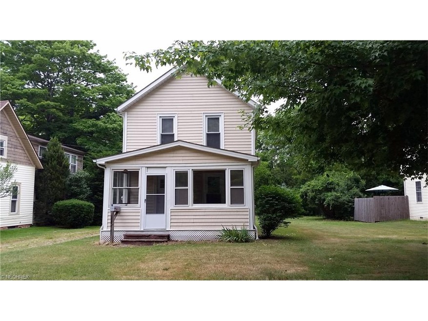 320 Chestnut St, Geneva, OH 44041 - photo 1