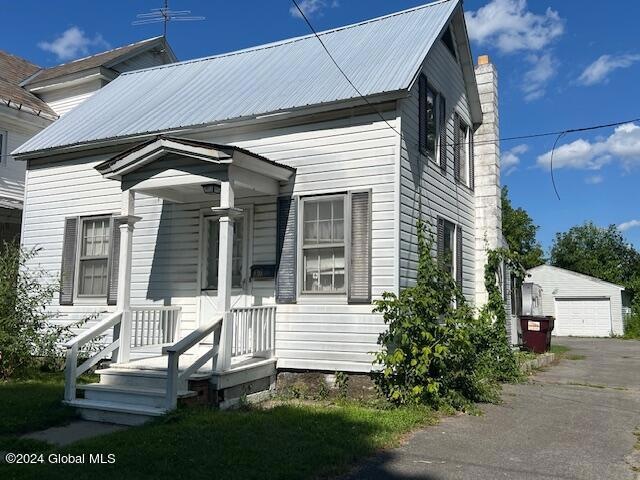 37 Cherry St, Glens Falls, NY 12801 - photo 1