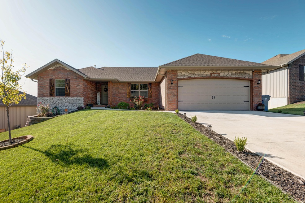 1058 E Lakota St, Nixa, MO 65714 - photo 1