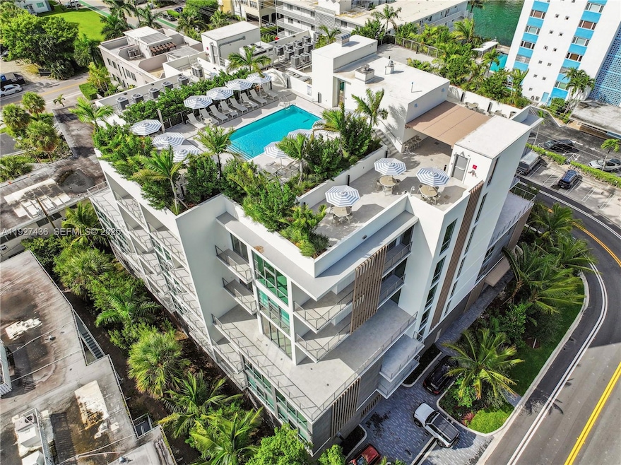 10281 W Bay Harbor Dr unit 505, Bay Harbor Islands, FL 33154 - photo 1