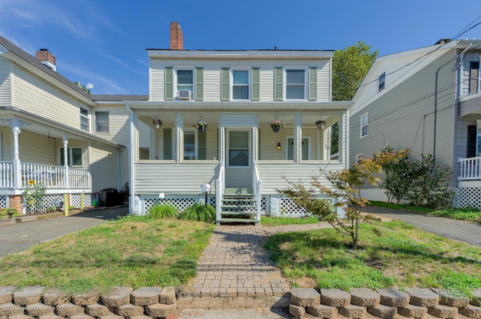 84 3rd St Keyport NJ 07735 USA-large-001