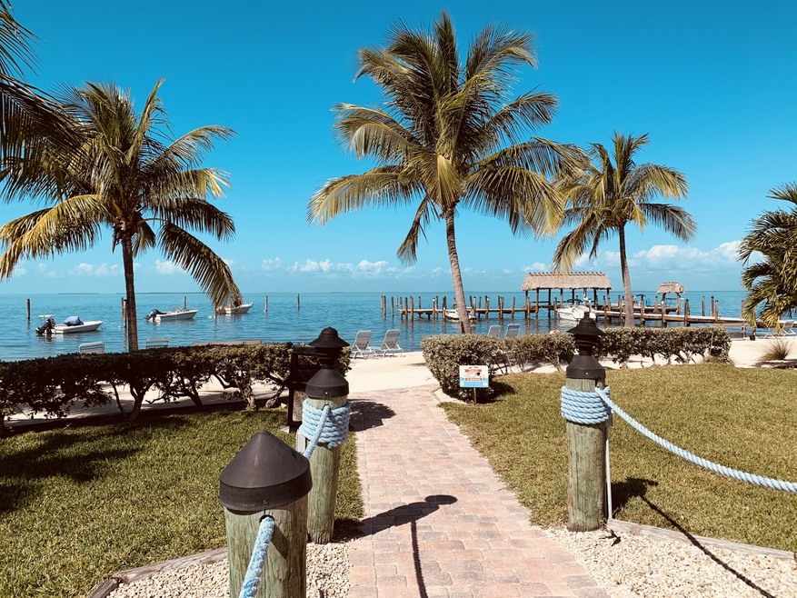 Steps to the beach