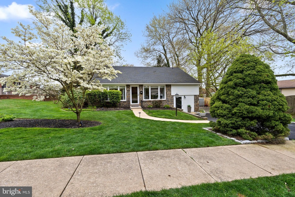 2234 Cambridge Rd, Broomall, PA 19008 - photo 1