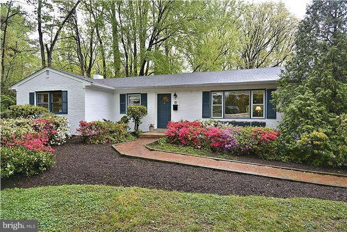 3523 Devon Dr, Falls Church, VA 22042 - photo 1