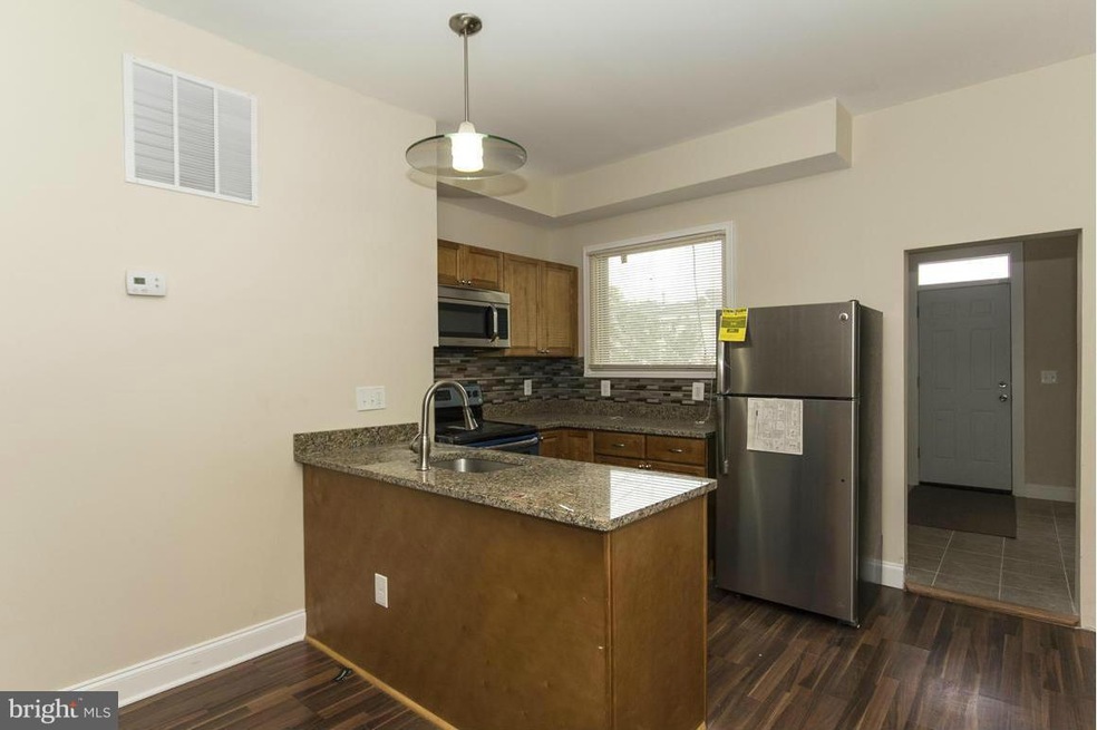 2732 The Alameda, Baltimore, MD 21218 - photo 1