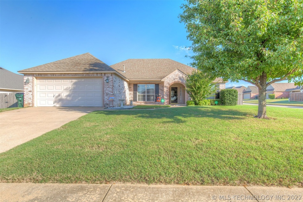 115 W 133rd Place N, Skiatook, OK 74070 - photo 1