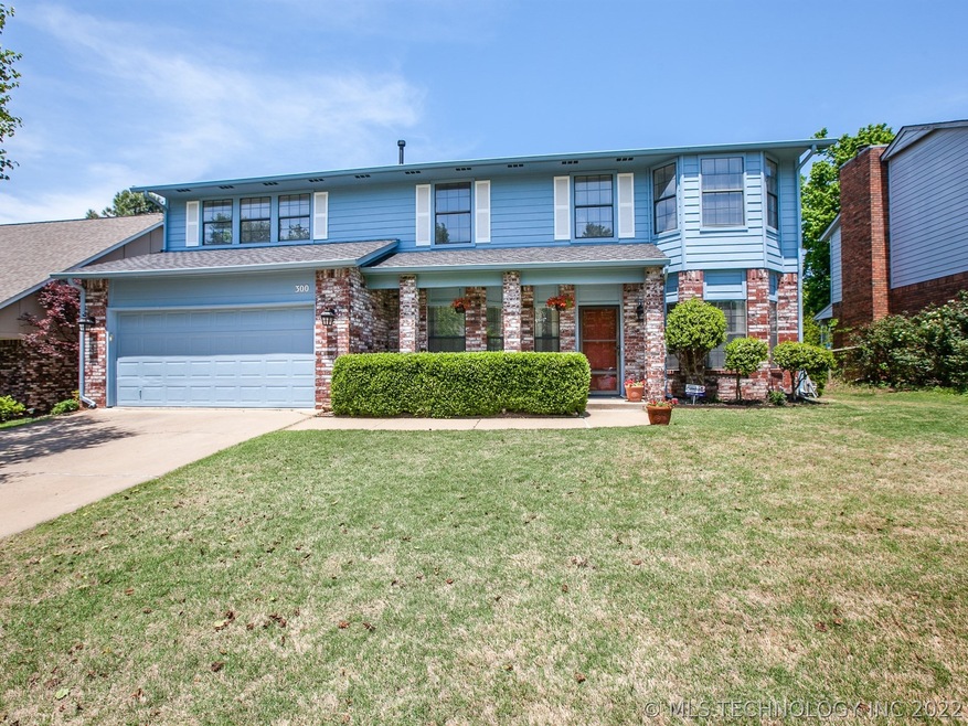 300 W Quanah St, Broken Arrow, OK 74011 - photo 1