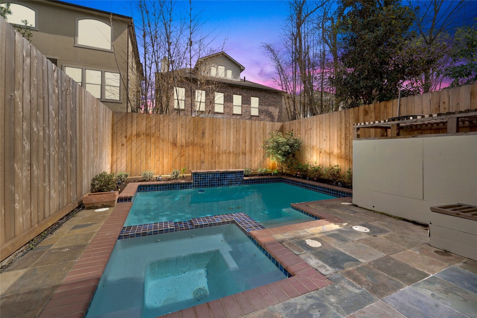 2013 Hazard St, Houston, TX 77019 - photo 1