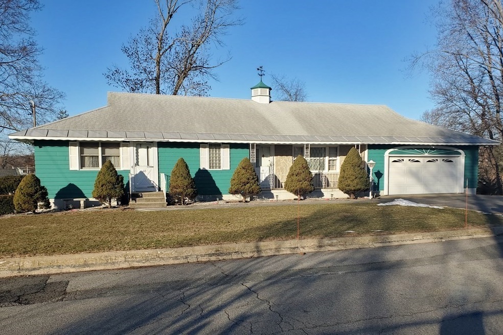 66 Burnaby St, Dracut, MA 01826 - photo 1