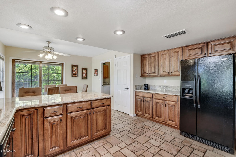 10430-North-77th-Street-16