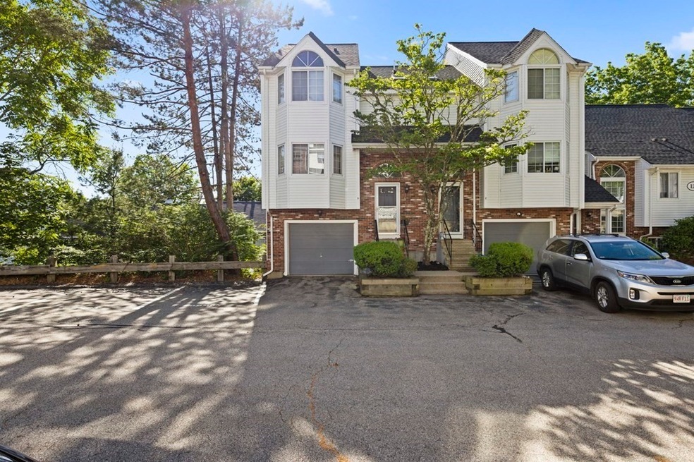 125 Tall Oaks Dr unit D, South Weymouth, MA 02190 - photo 1