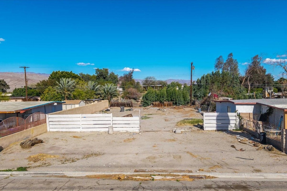 01-Adams St Lot (1)