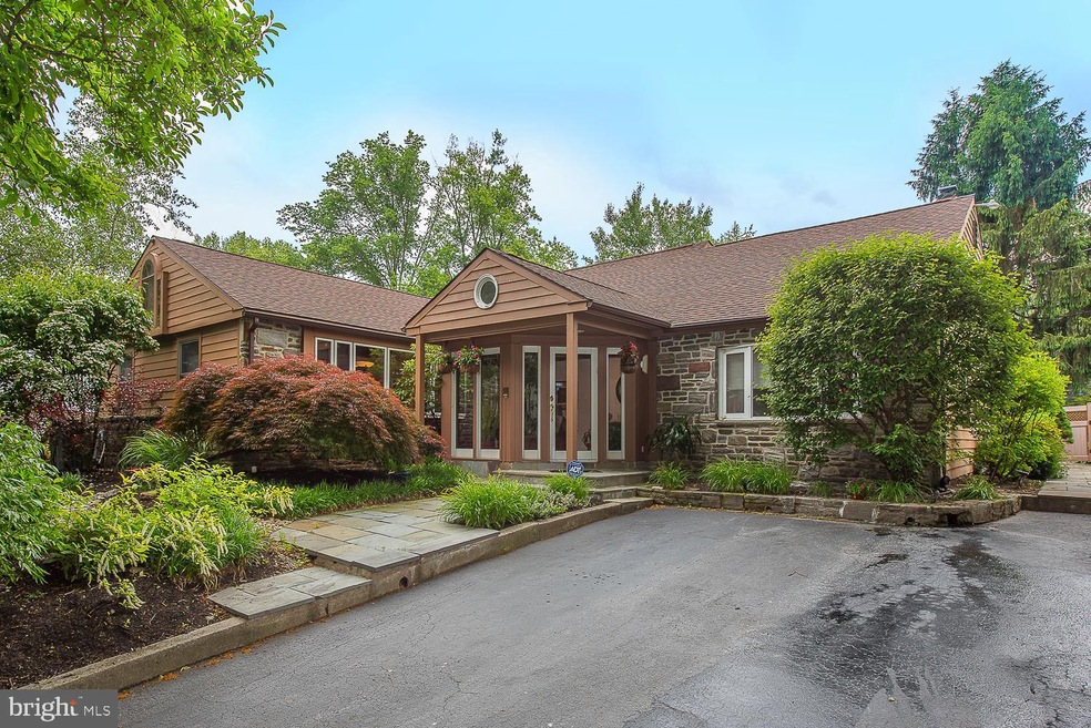 1930 Stone Ridge Ln, Villanova, PA 19085 - photo 1