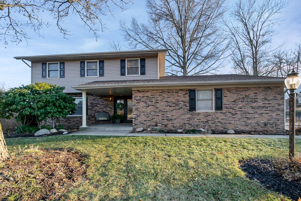 354 Chateau Dr, La Porte, IN 46350 - photo 1