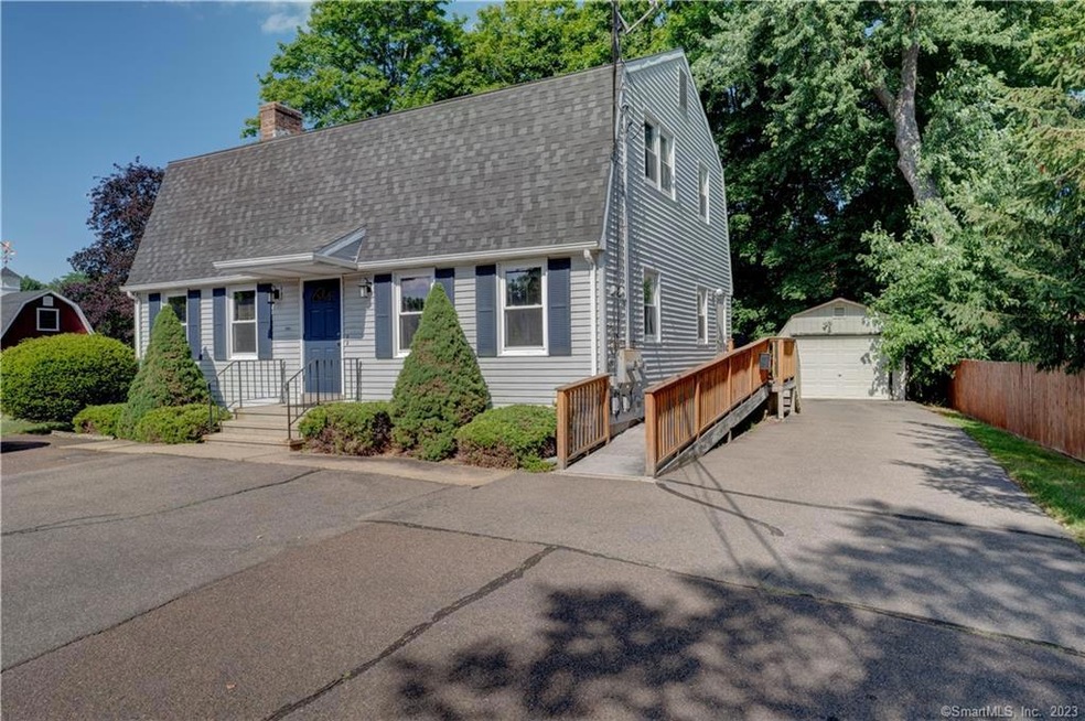 558 Main St, Cromwell, CT 06416 - photo 1